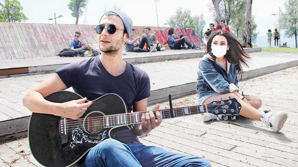 Gençler dijitalin bağımlısı oldu! 'Psikolojimiz bozuldu'